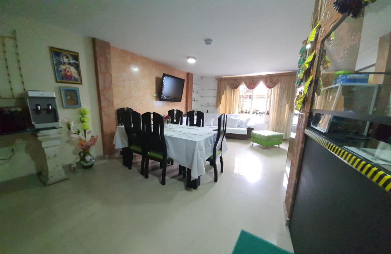 Hotel Velices Buga Luaran gambar