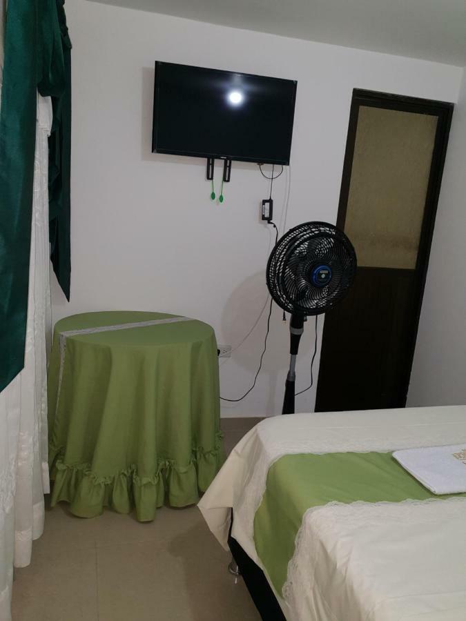 Hotel Velices Buga Luaran gambar