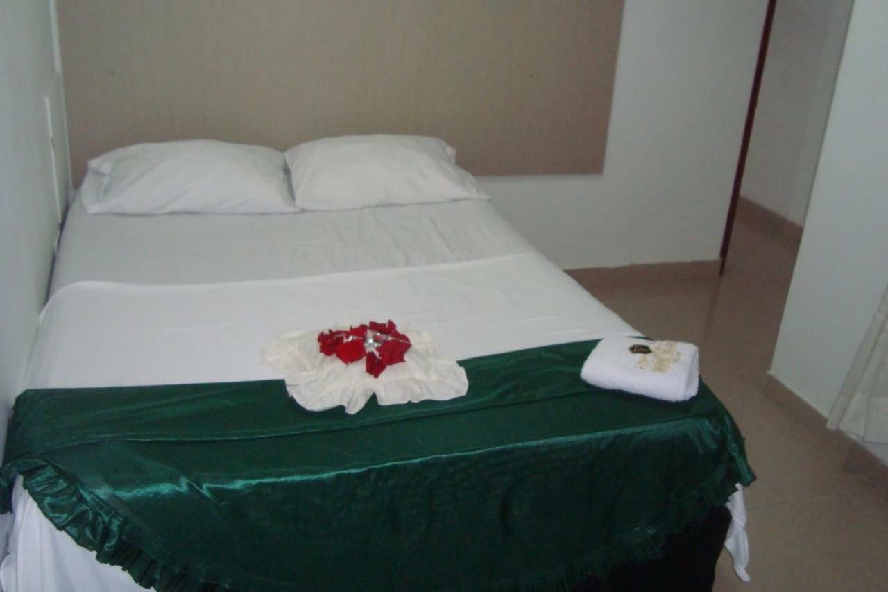 Hotel Velices Buga Luaran gambar